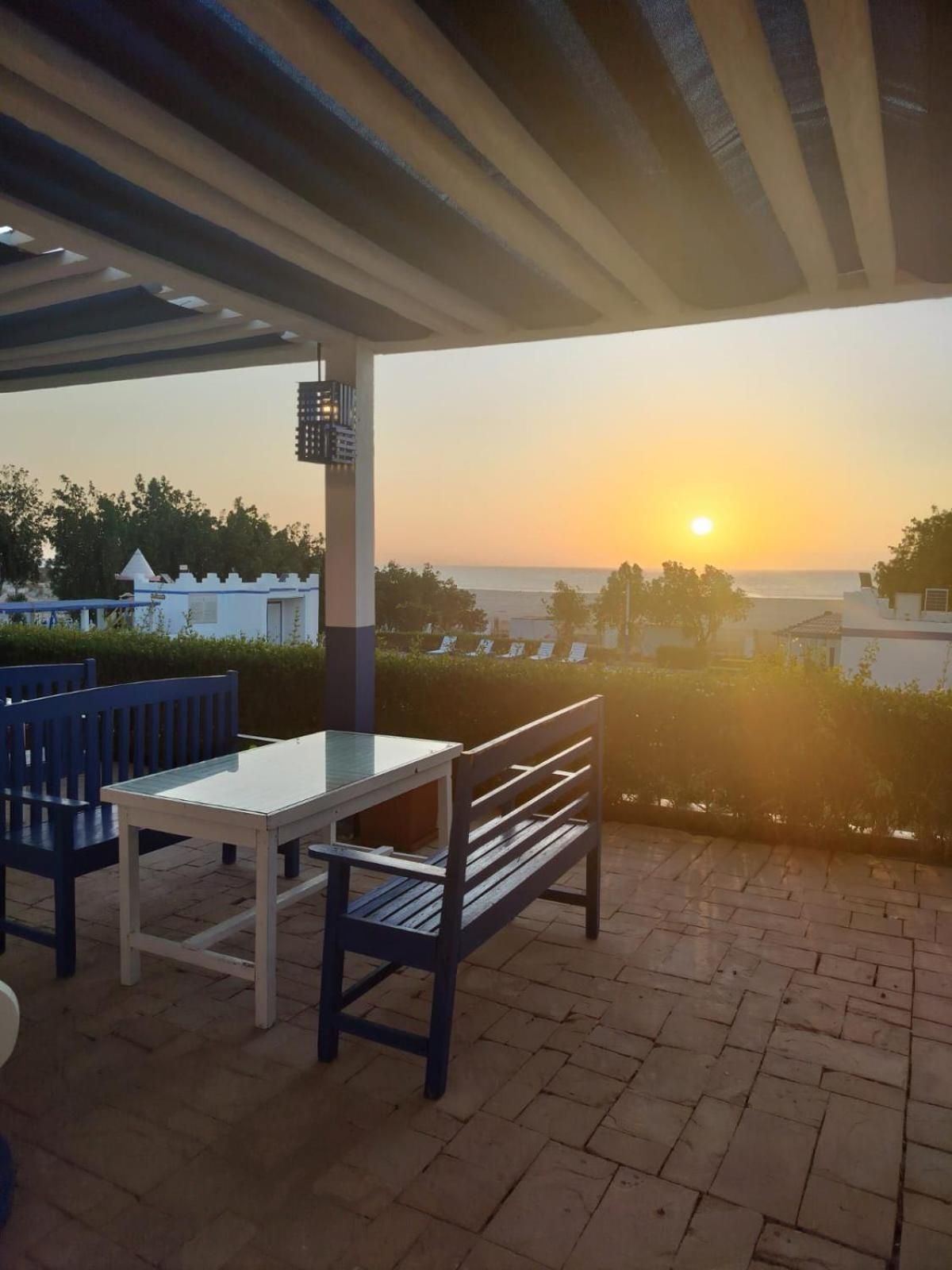 Al-Ashkhara Beach Resort منتجع شاطئ الأشخرة Al Sharqiyah ภายนอก รูปภาพ