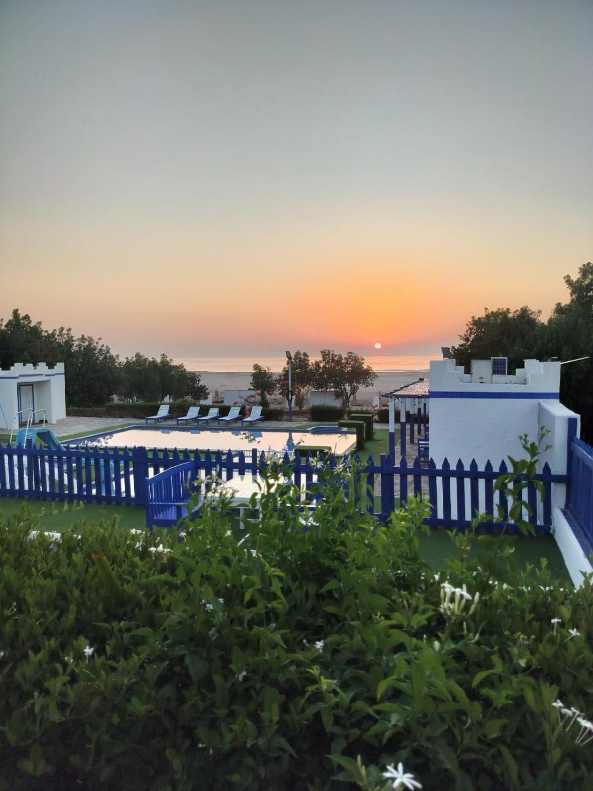 Al-Ashkhara Beach Resort منتجع شاطئ الأشخرة Al Sharqiyah ภายนอก รูปภาพ